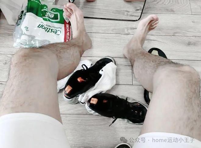 武器”：臭脚与臭鞋的秘密联盟千亿国际游戏体育生的 “生化(图4)