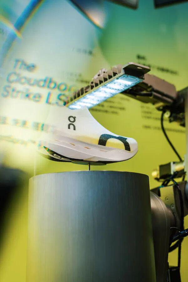 」不再只是联名、限量款2025 的「好球鞋(图4)