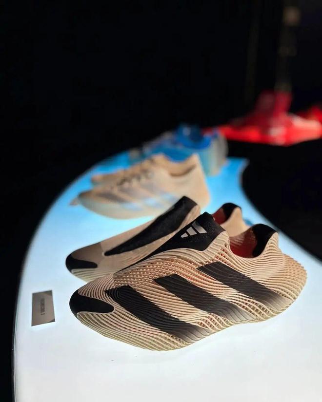 」不再只是联名、限量款2025 的「好球鞋(图22)